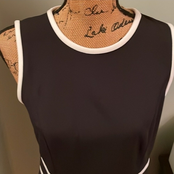 Nwt KARL LAGERFELD PARIS contrast dress - Picture 13 of 14